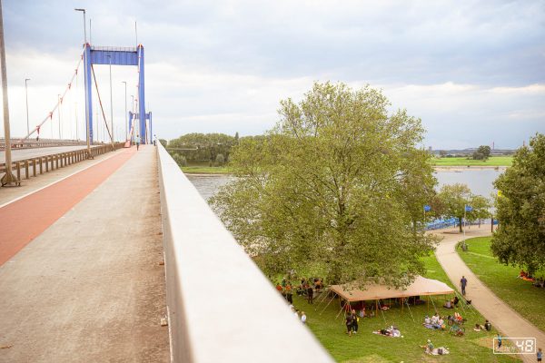 behind a bridge, Duisburg-Ruhrort, 24.08.24, Mühlenweide