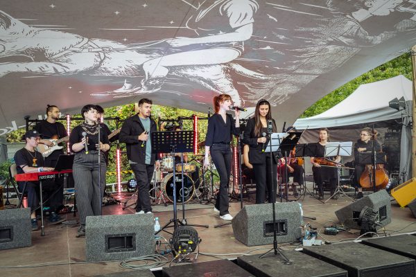 Junges Ensemble Ruhr, Platzhirsch Festival 2025, Duisburg
