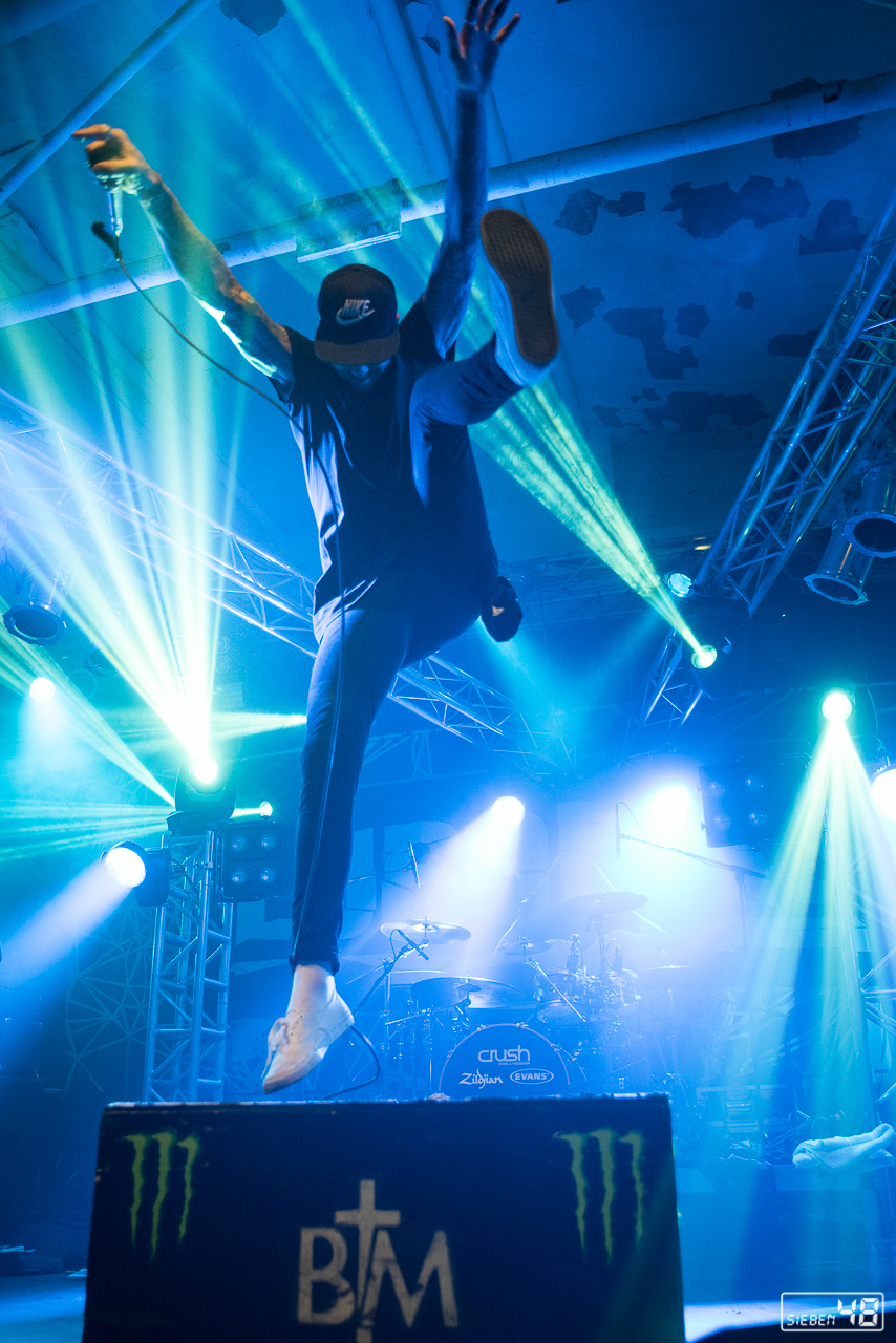 Betraying the Martyrs