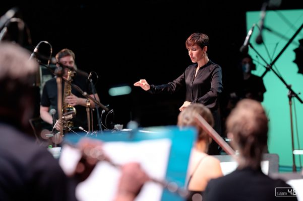 Niels Klein Trio & EOS Kammer- orchester, cond. Susanne Blumenthal, Moers Festival 2020