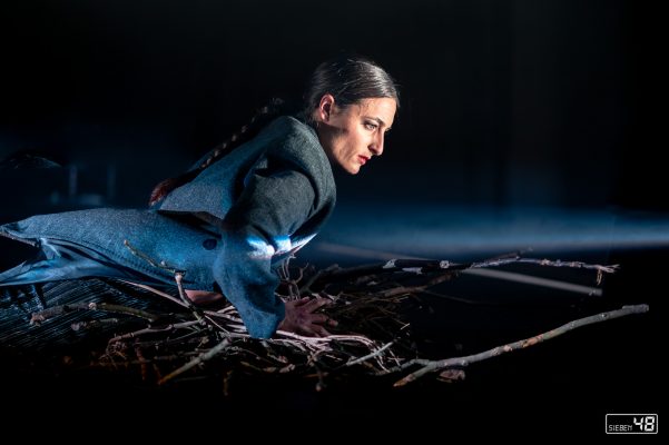 Lara Pilloni & Julia Monschau „ELEVEN | ELEVEN“, somebody@maschinenhaus25, Essen, Germany