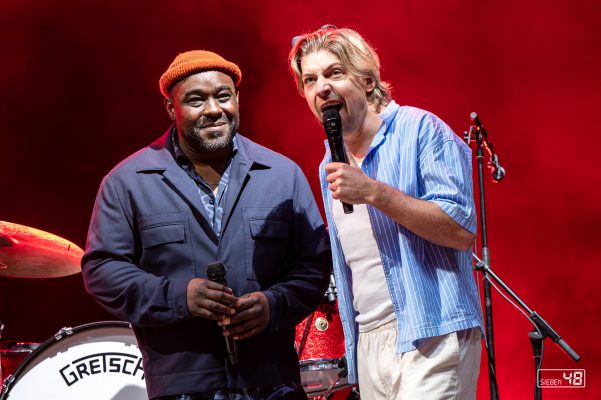 Philipp Poisel & special guest Nelson Müller, Sommerkultur 2026, Burgtheater Dinslaken